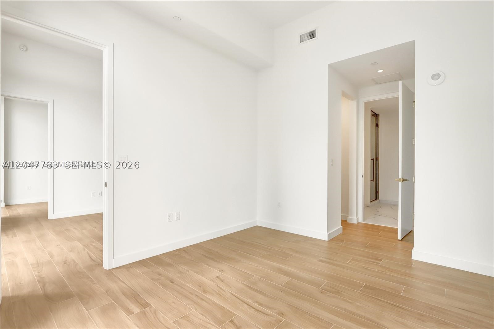 2655 S Bayshore Dr #403 Miami, FL 33133