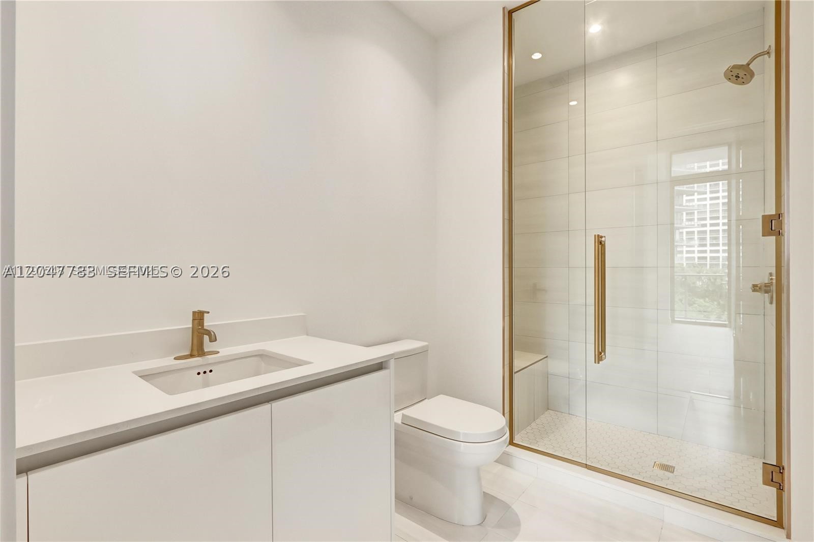 2655 S Bayshore Dr #403 Miami, FL 33133