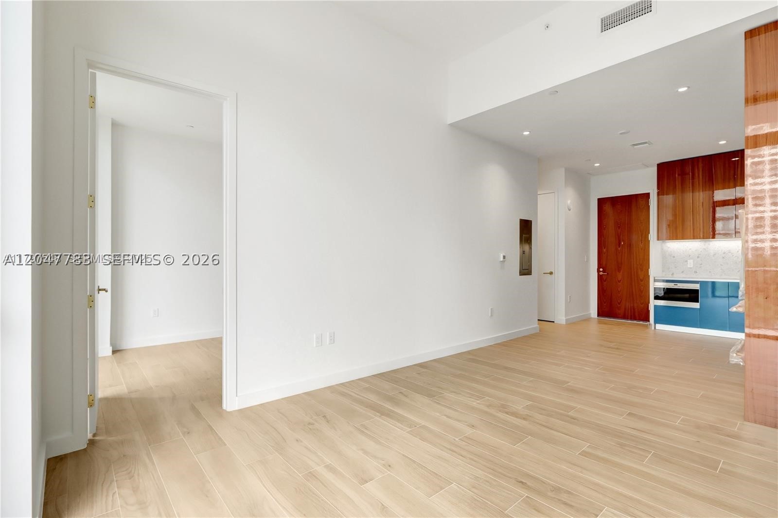 2655 S Bayshore Dr #403 Miami, FL 33133