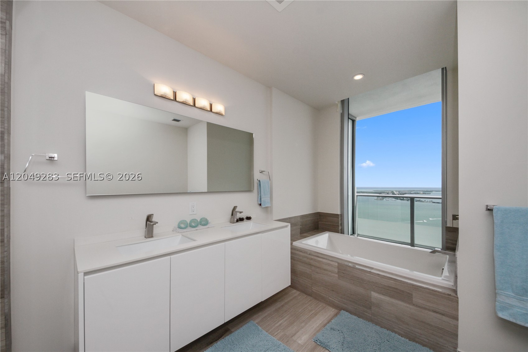 image Brickell House15