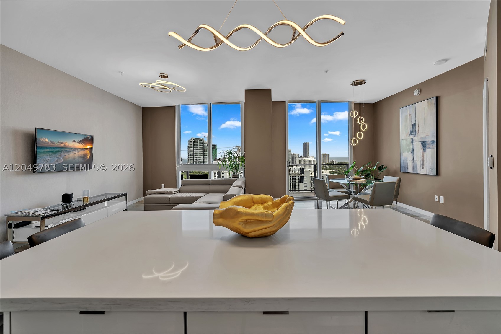 image Brickell Ten13
