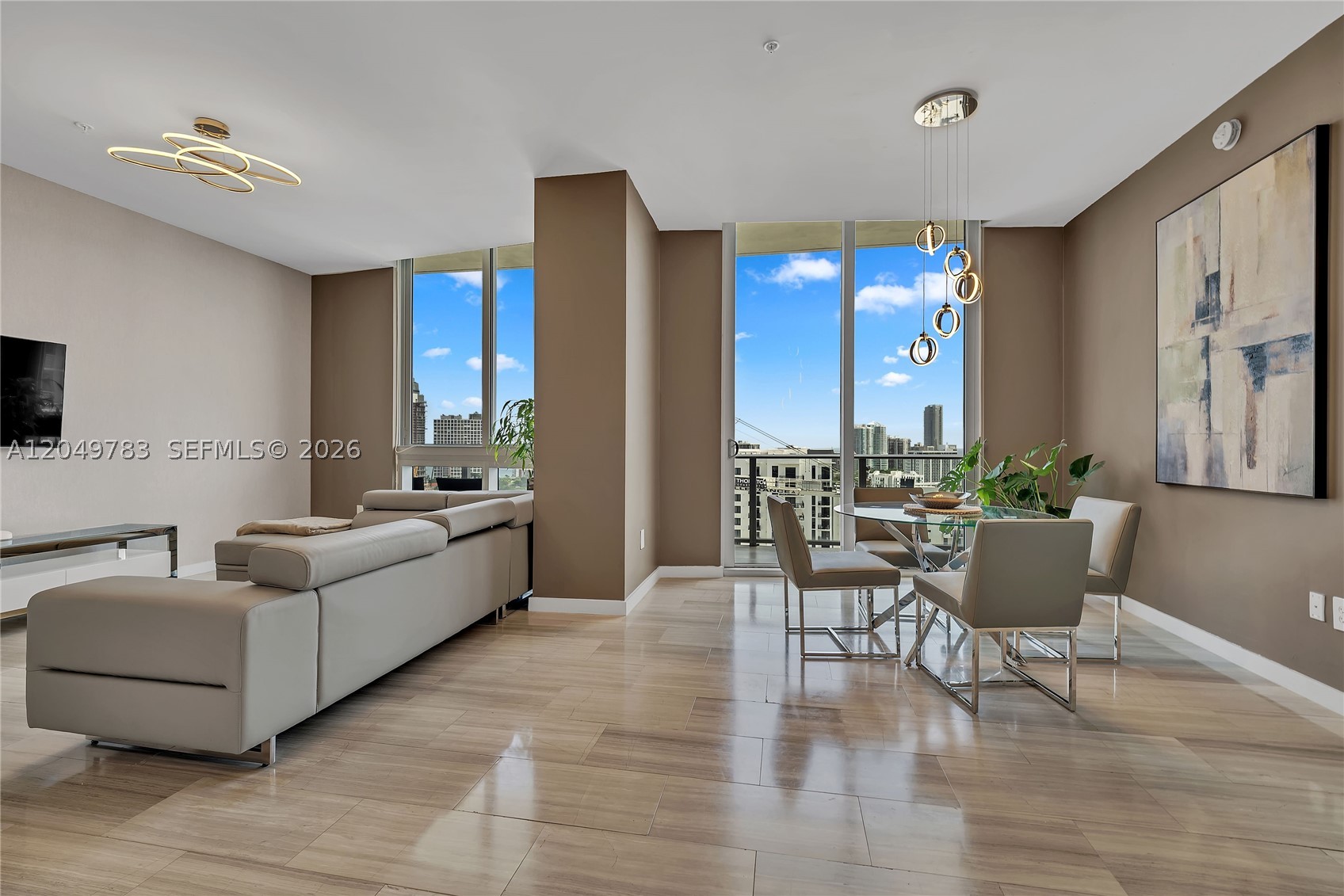 image Brickell Ten18