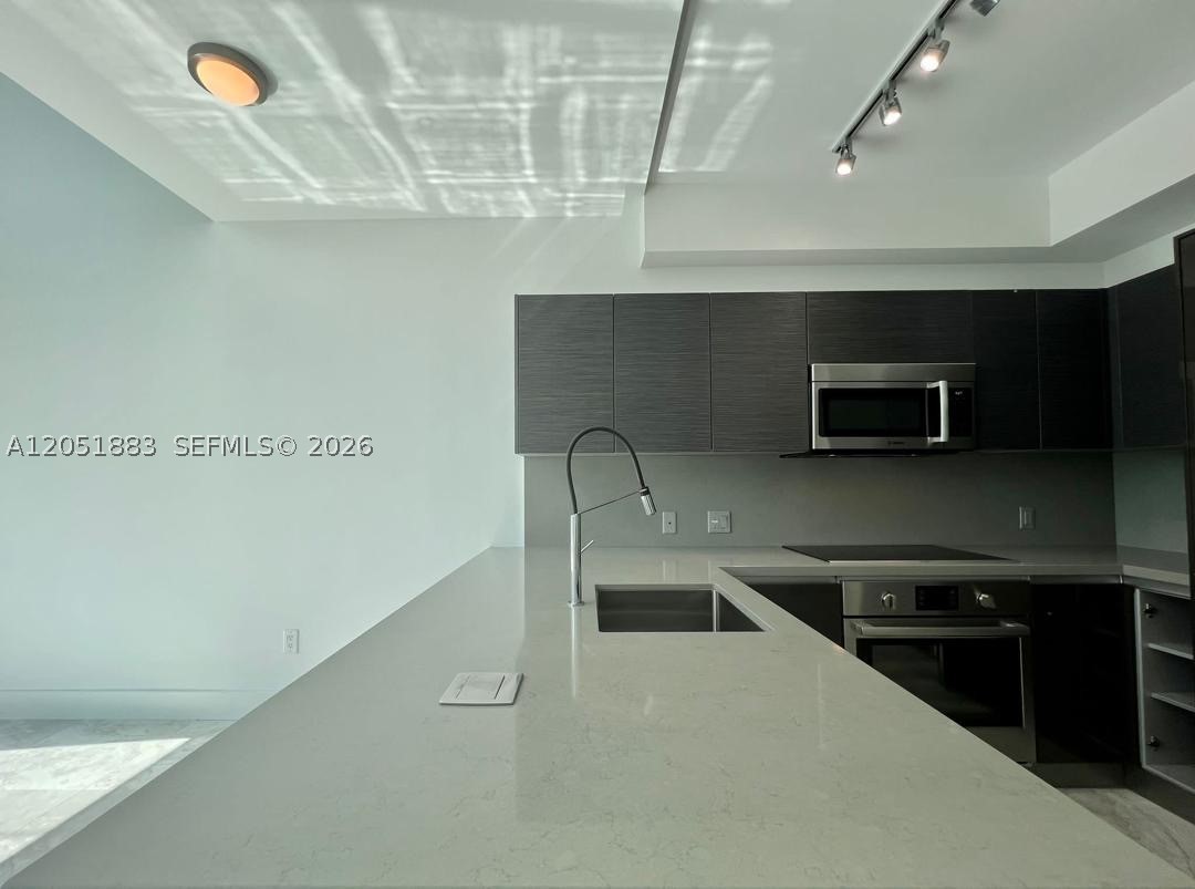 image The Bond on Brickell10