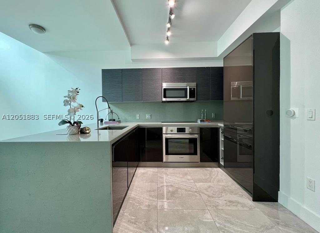image The Bond on Brickell17