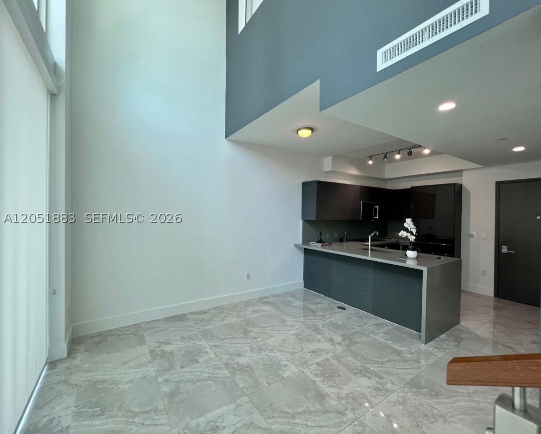 image The Bond on Brickell35