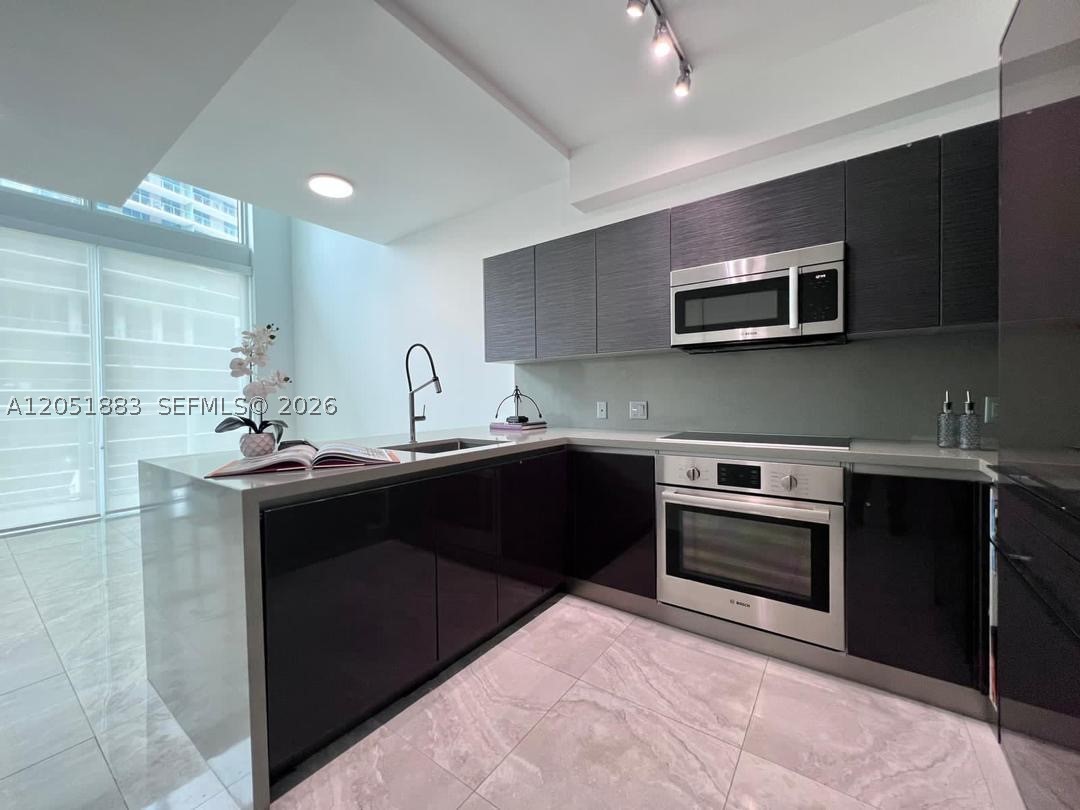 image The Bond on Brickell5
