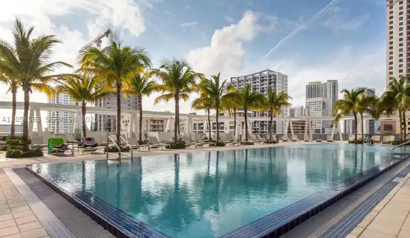 image Axis on Brickell North13
