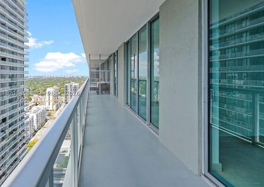 image Axis on Brickell North15