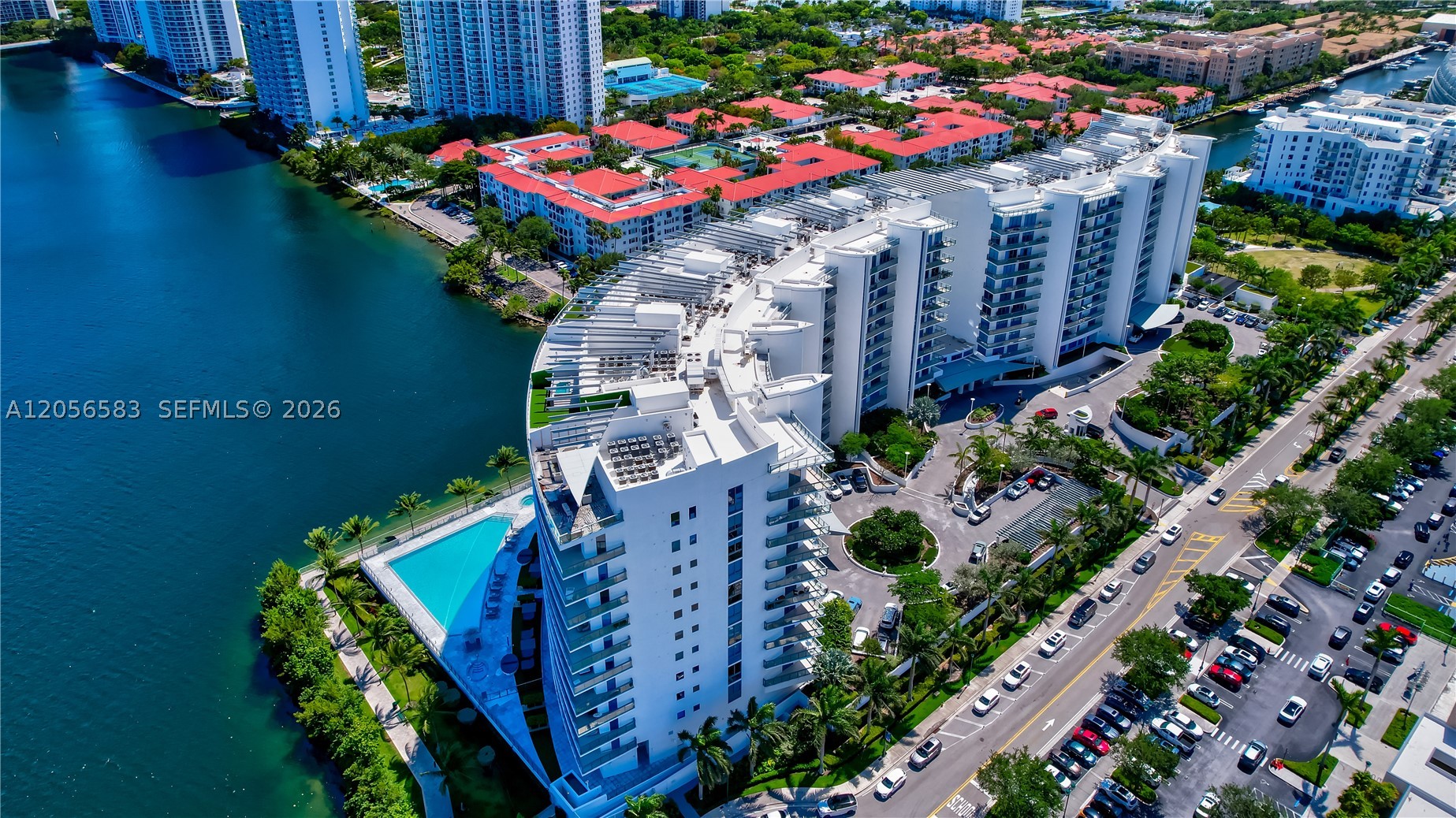 image Echo Aventura32