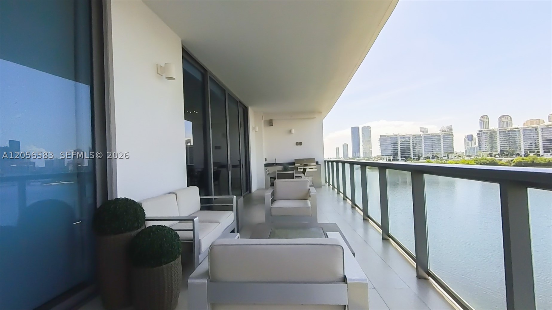 image Echo Aventura33
