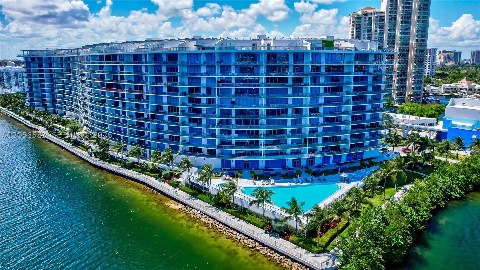 image Echo Aventura34