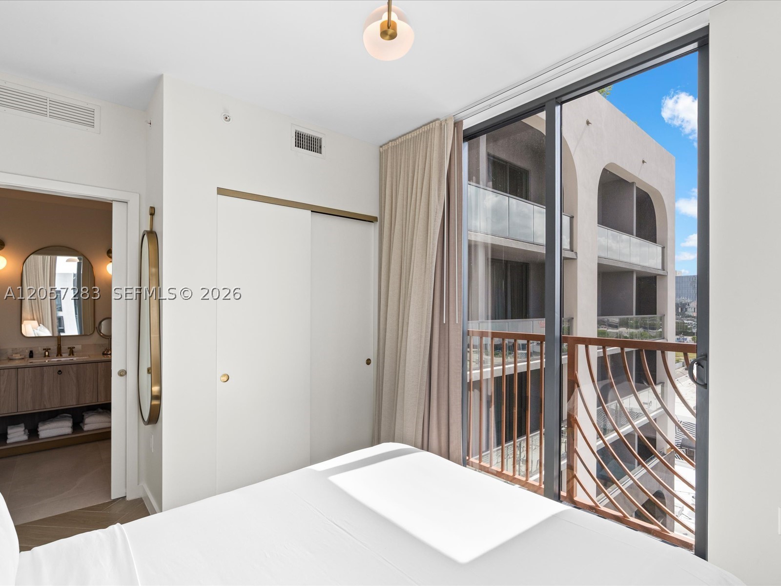 2700 NW 2nd Ave #743 Miami, FL 33127
