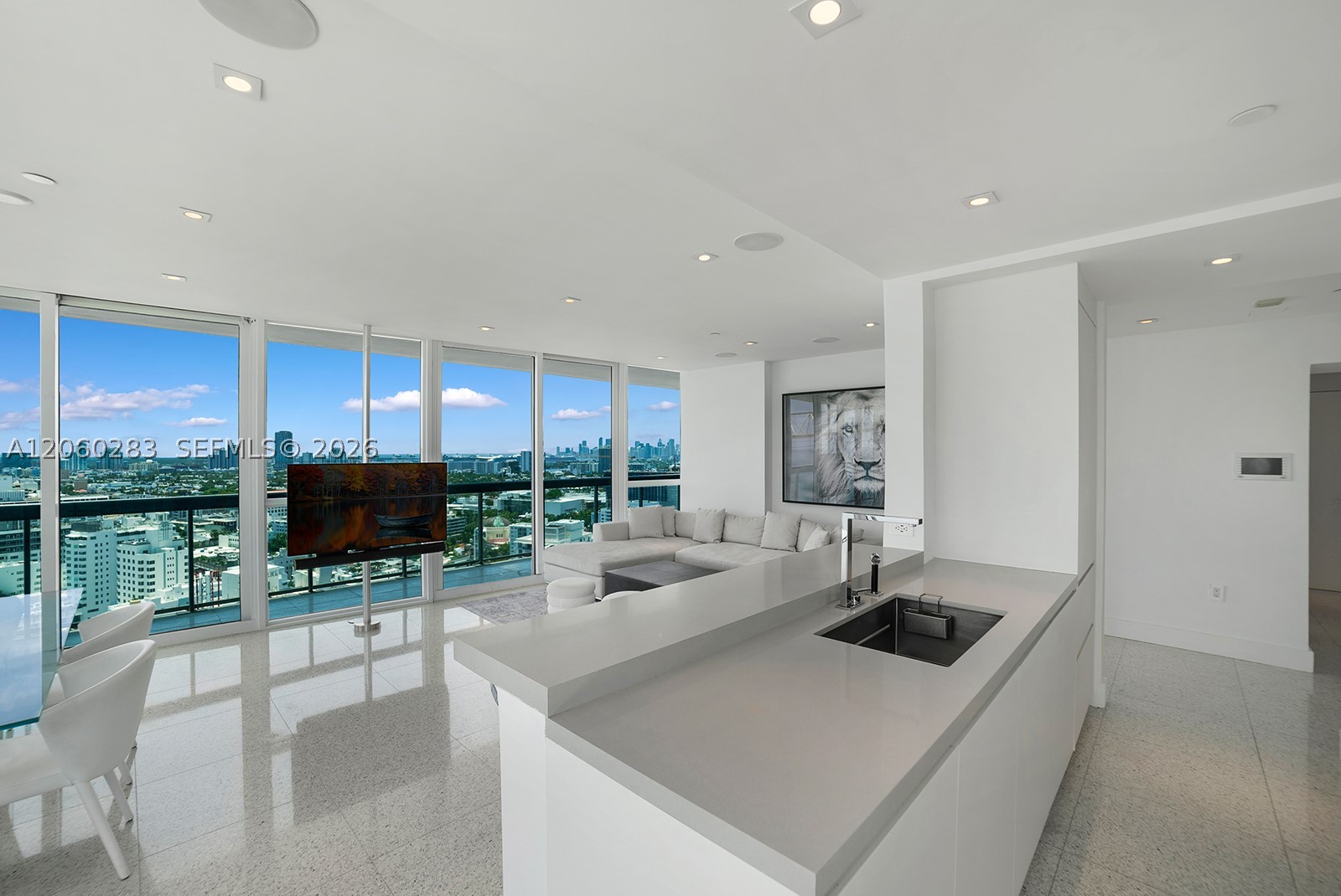 101 20th St #3208 Miami Beach, FL 33139