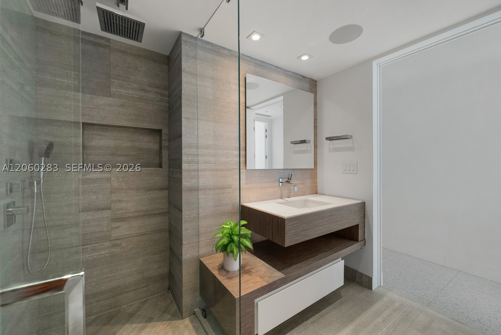 101 20th St #3208 Miami Beach, FL 33139