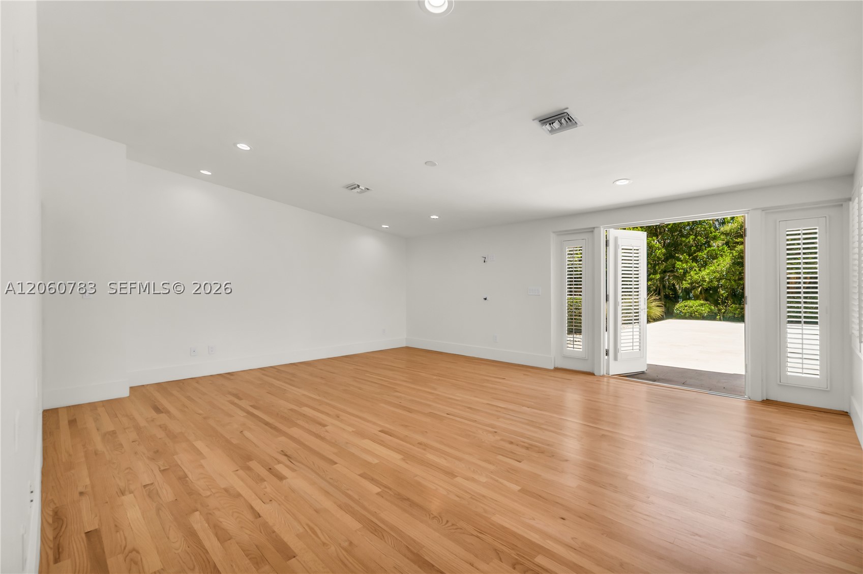 451 Ridge Rd Coral Gables, FL 33143