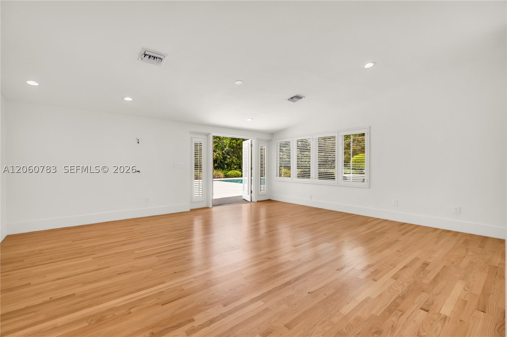 451 Ridge Rd Coral Gables, FL 33143