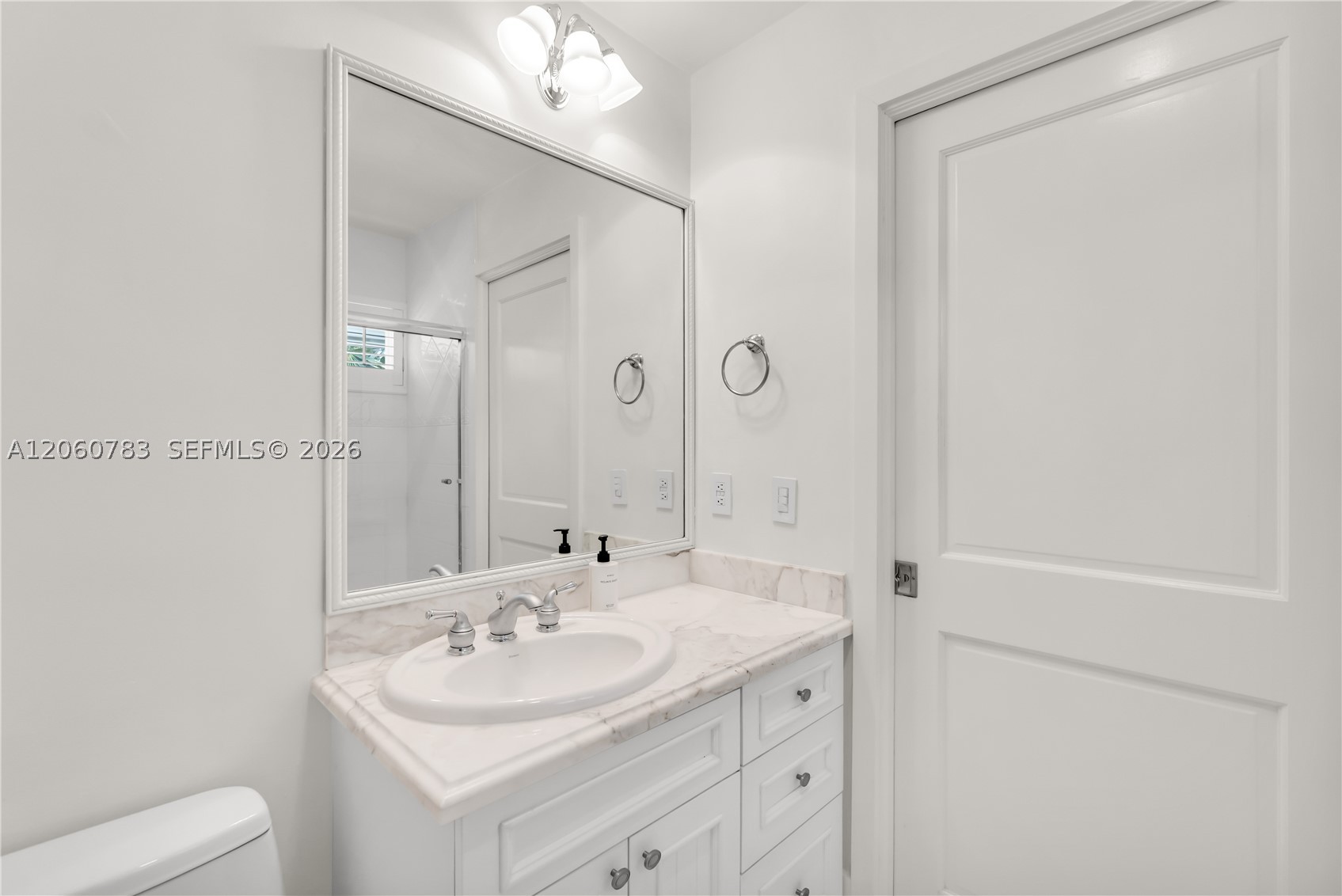 451 Ridge Rd Coral Gables, FL 33143