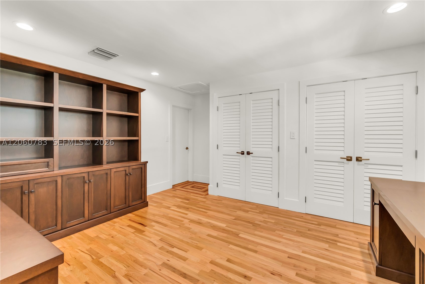 451 Ridge Rd Coral Gables, FL 33143