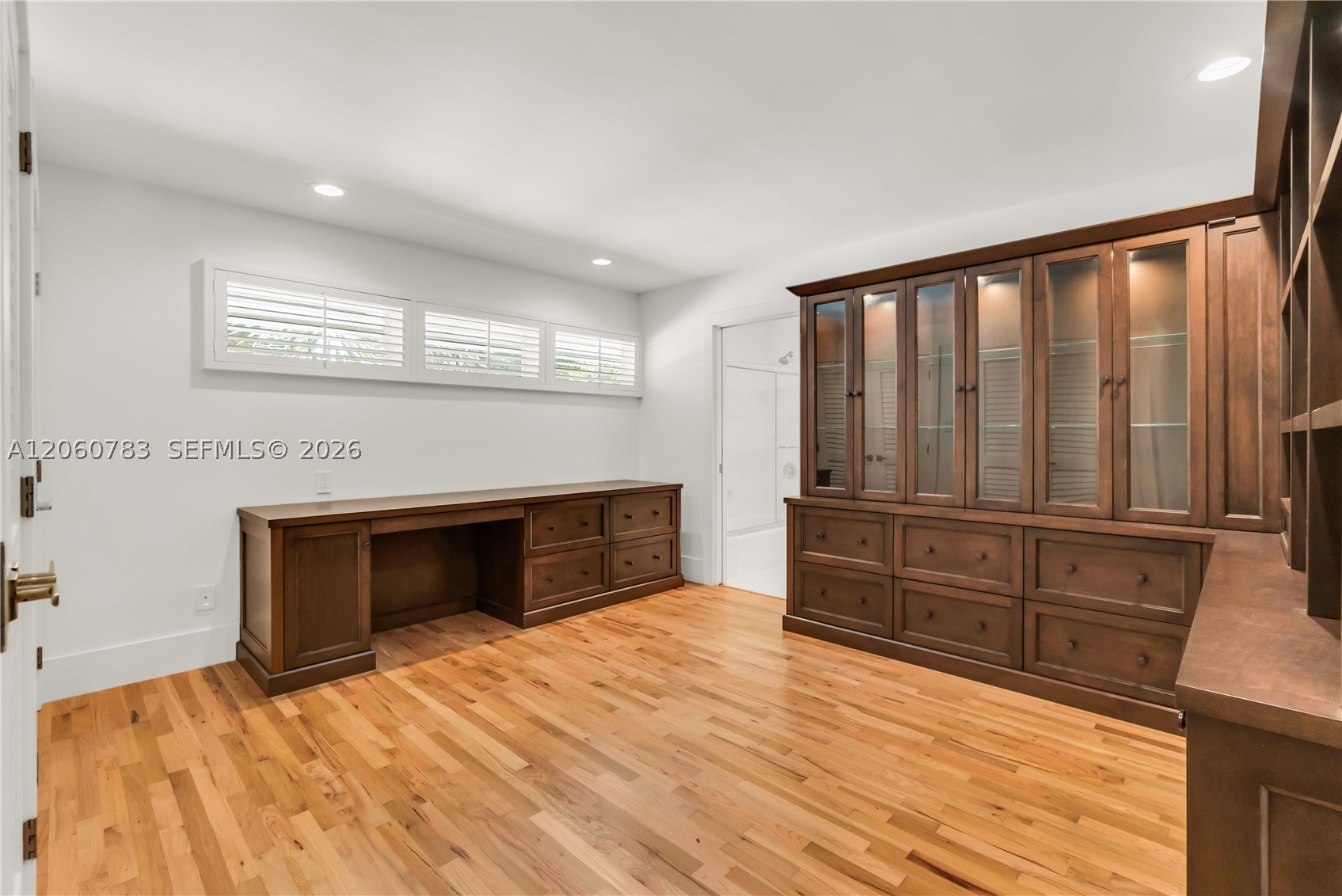 451 Ridge Rd Coral Gables, FL 33143