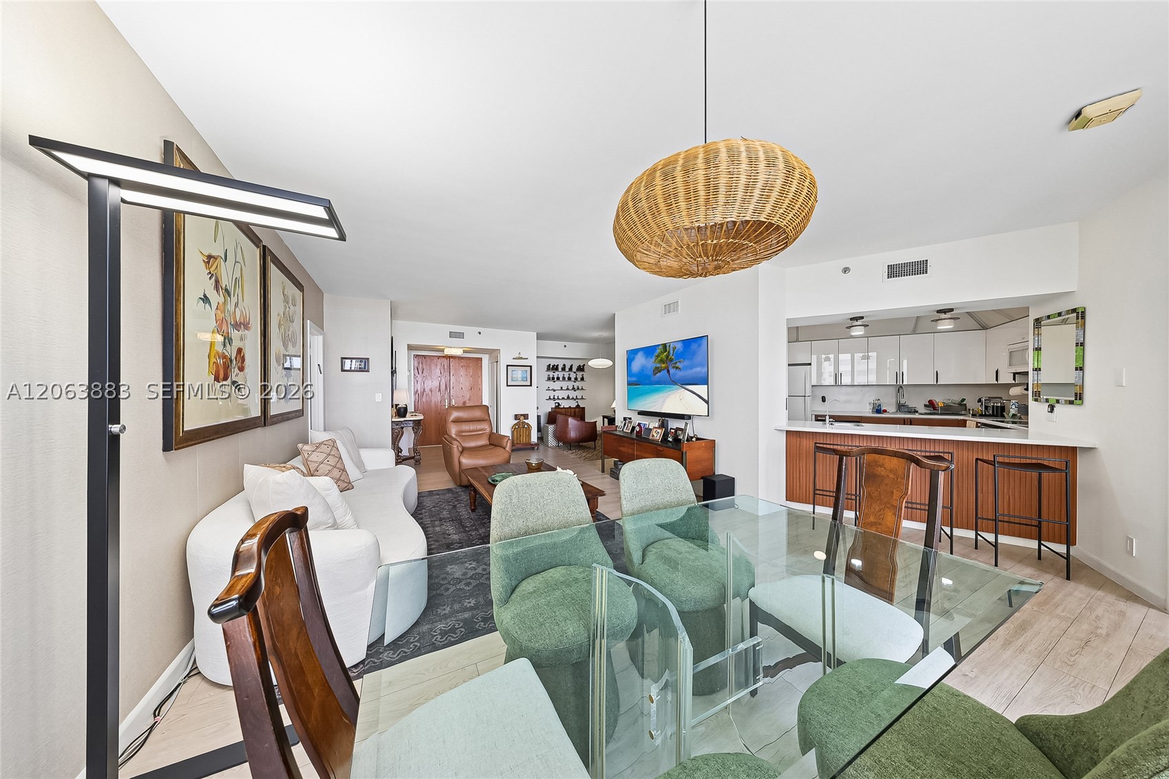 image Hamptons West3