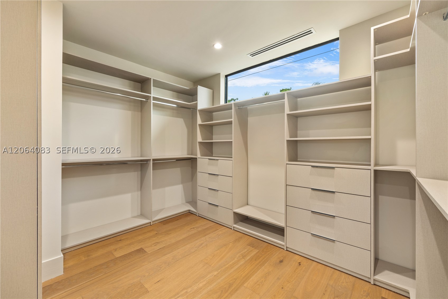 4031 NW 1st Ave Miami, FL 33127