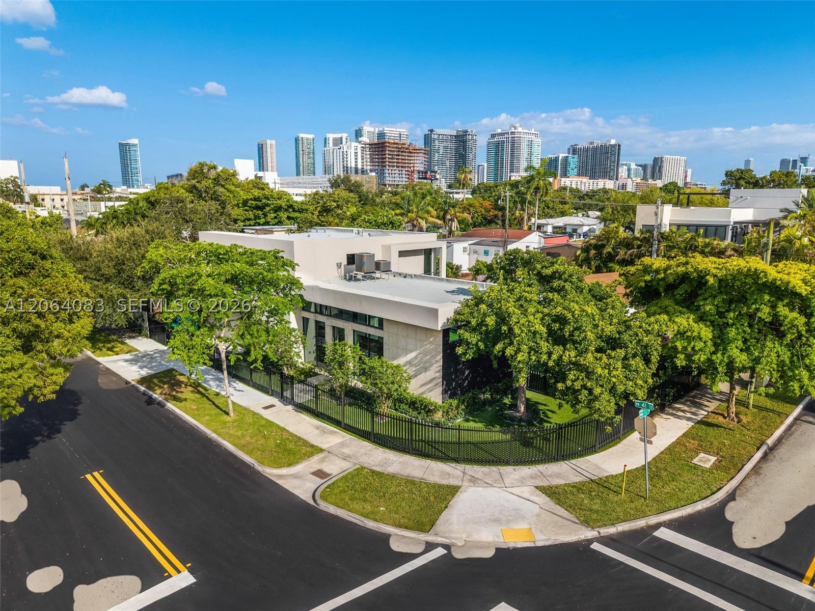4031 NW 1st Ave Miami, FL 33127
