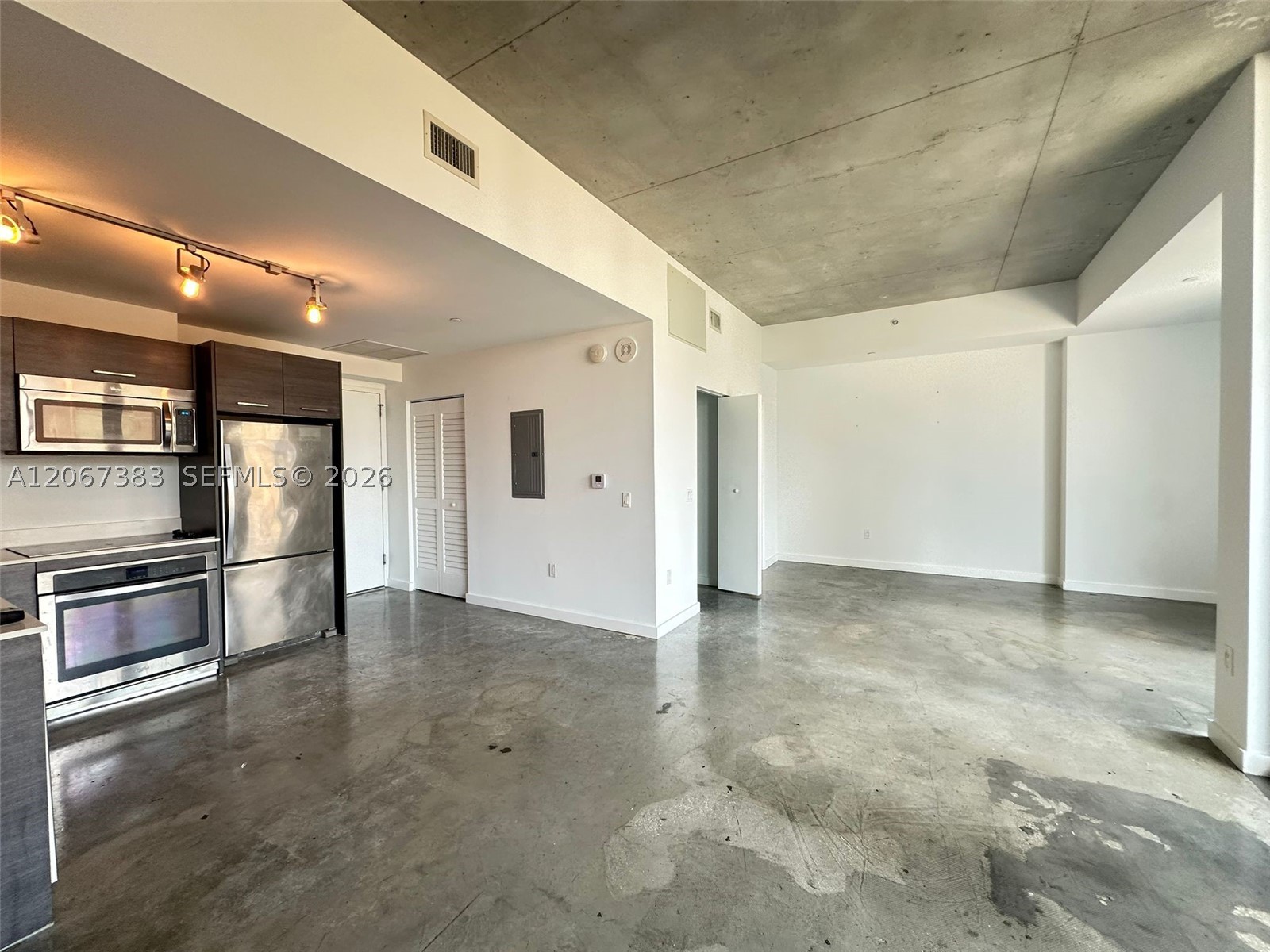 151 SE 1st St #1505