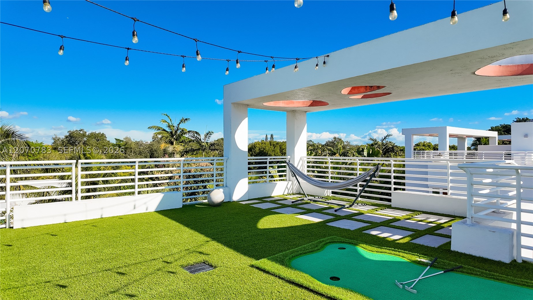 image One Bay Residences0