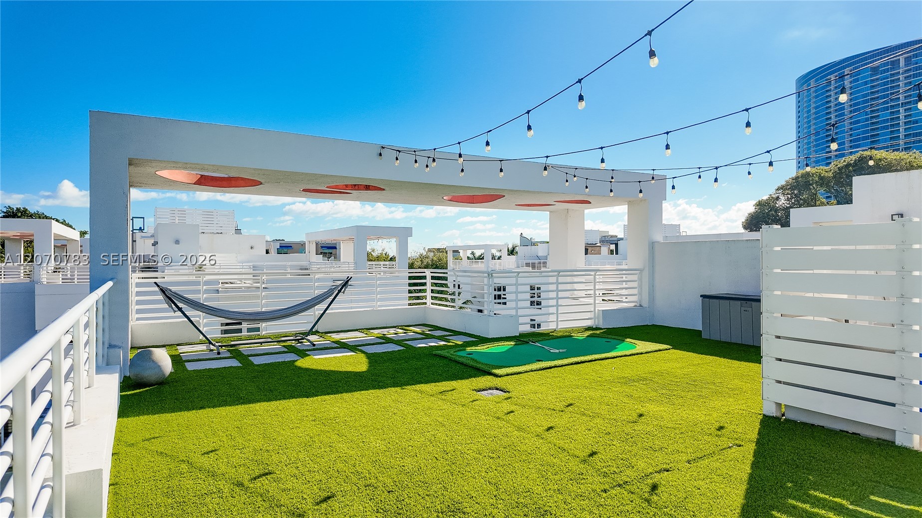 image One Bay Residences14