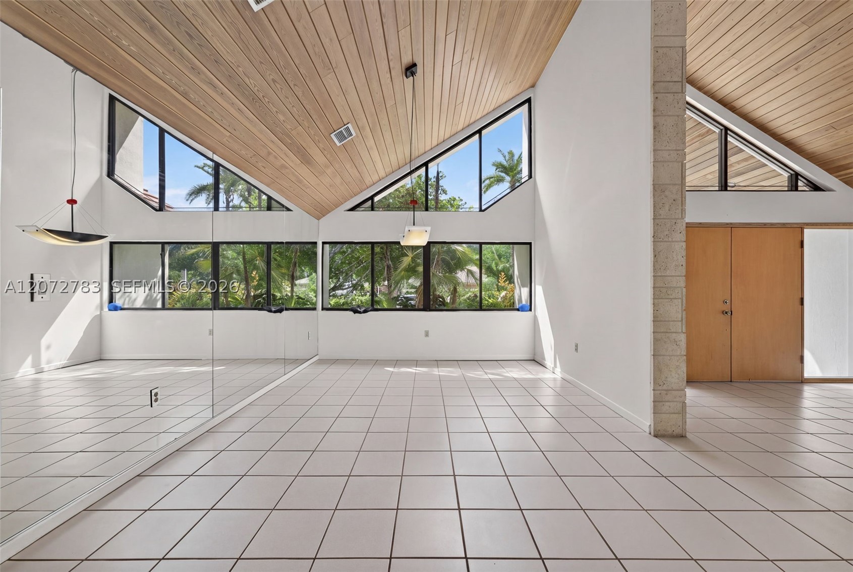 14321 SW 99th Ct Miami, FL 33176