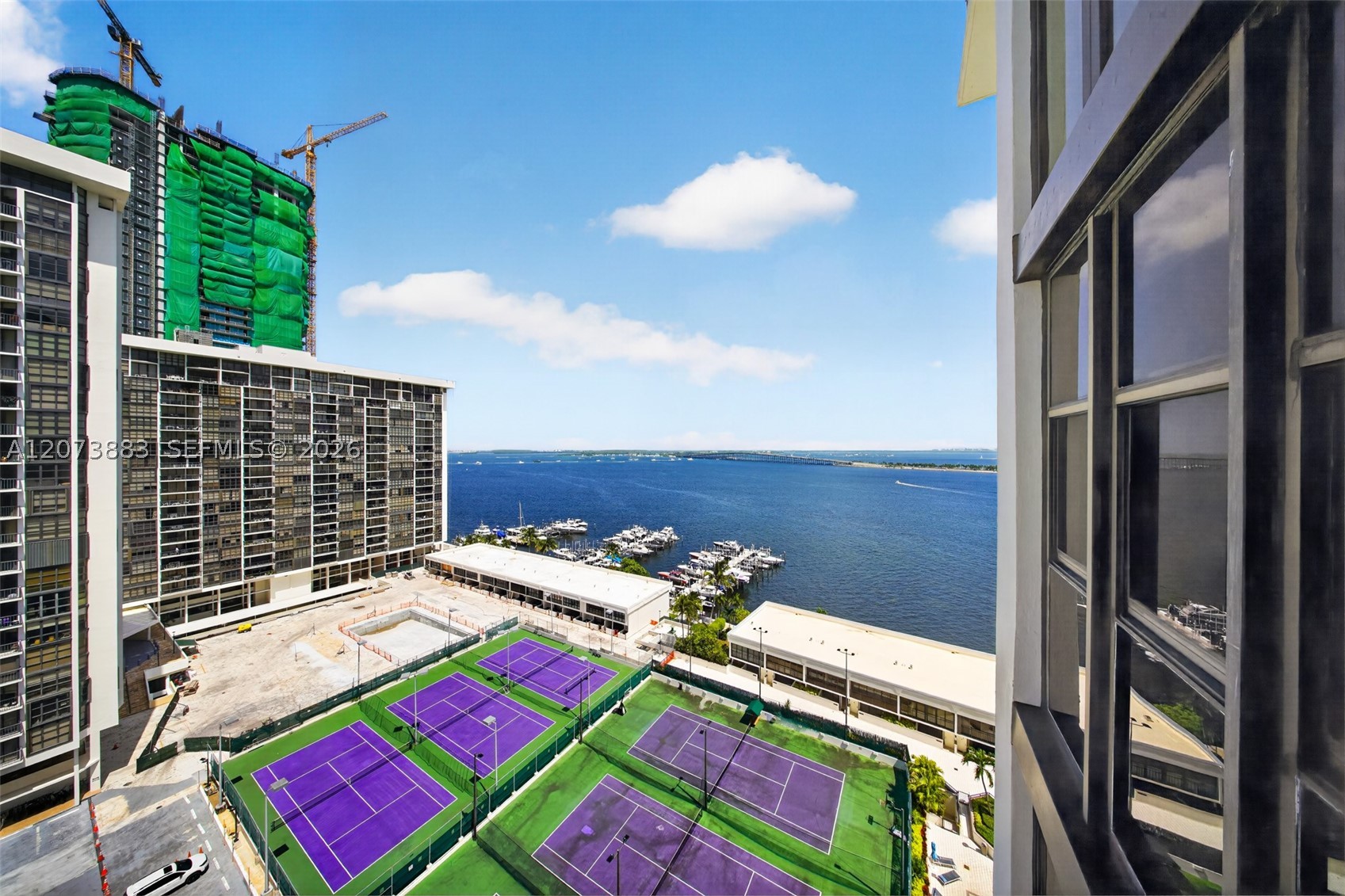 image Brickell Place III9