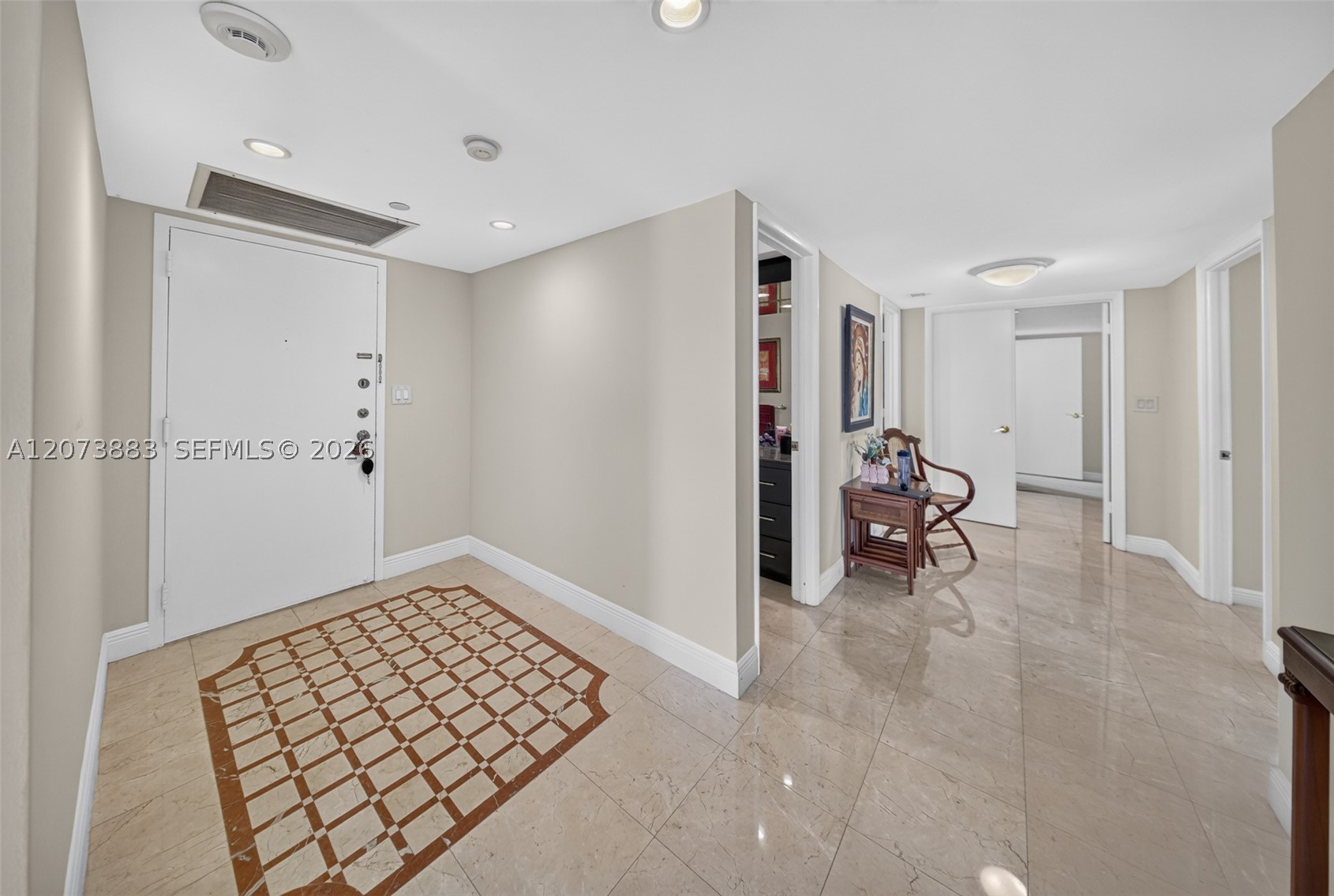 image Brickell Place III10