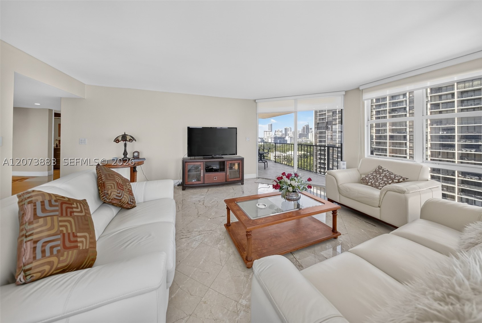 image Brickell Place III13