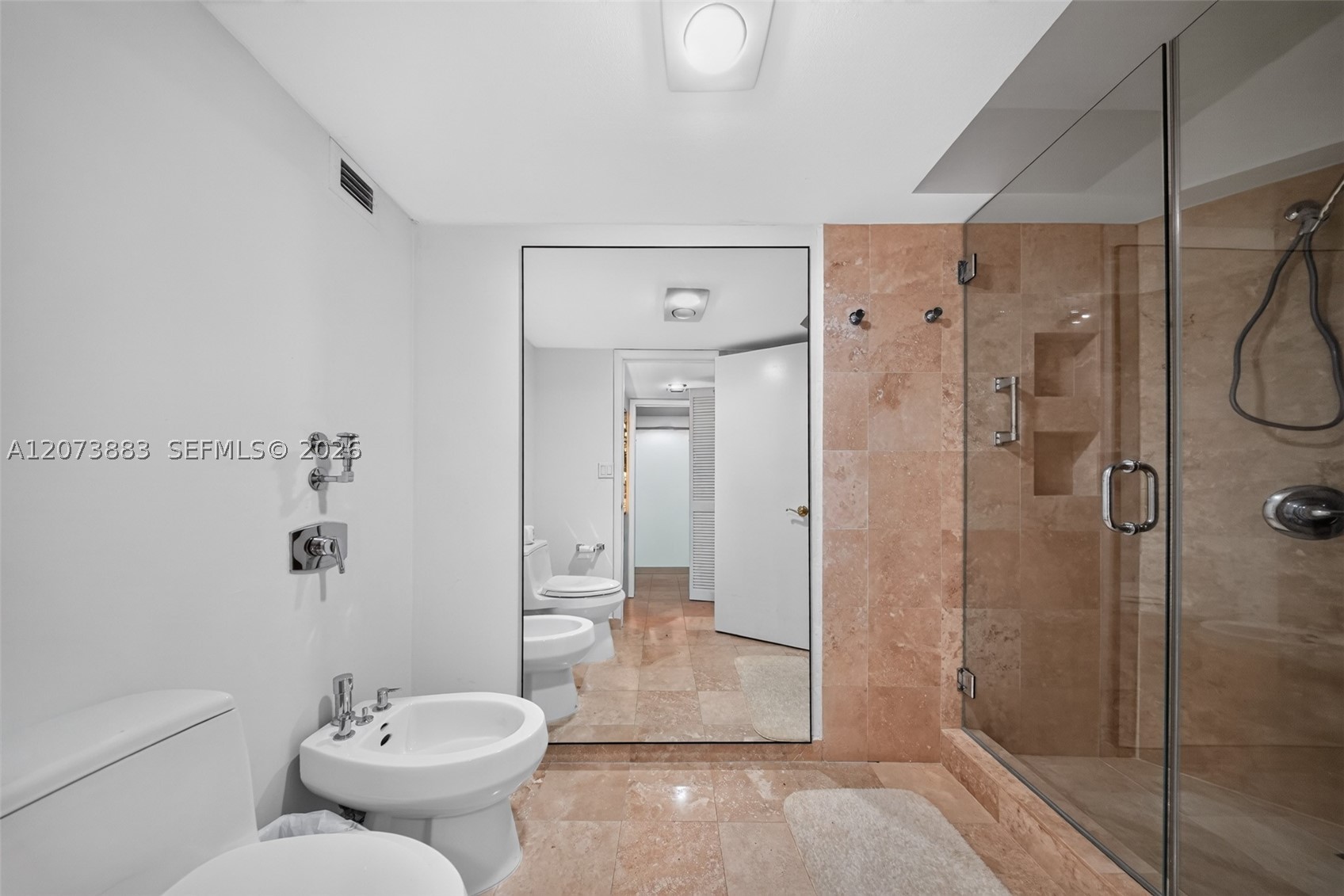 image Brickell Place III27