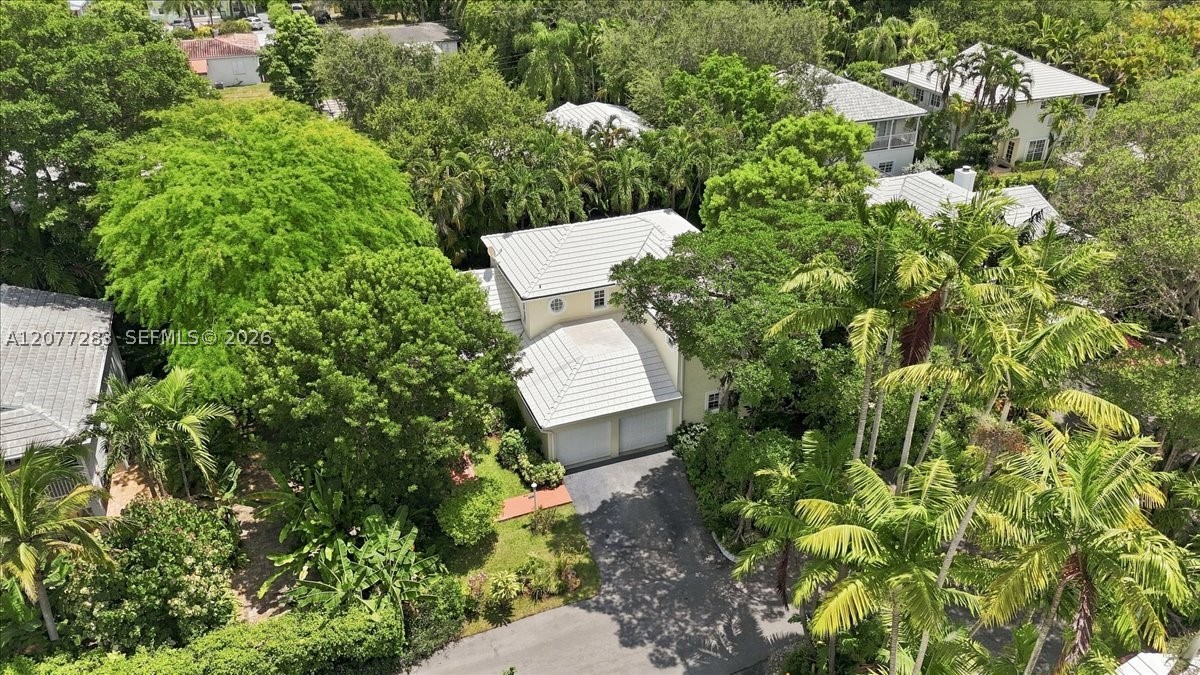 6473 Sunset Dr South Miami, FL 33143