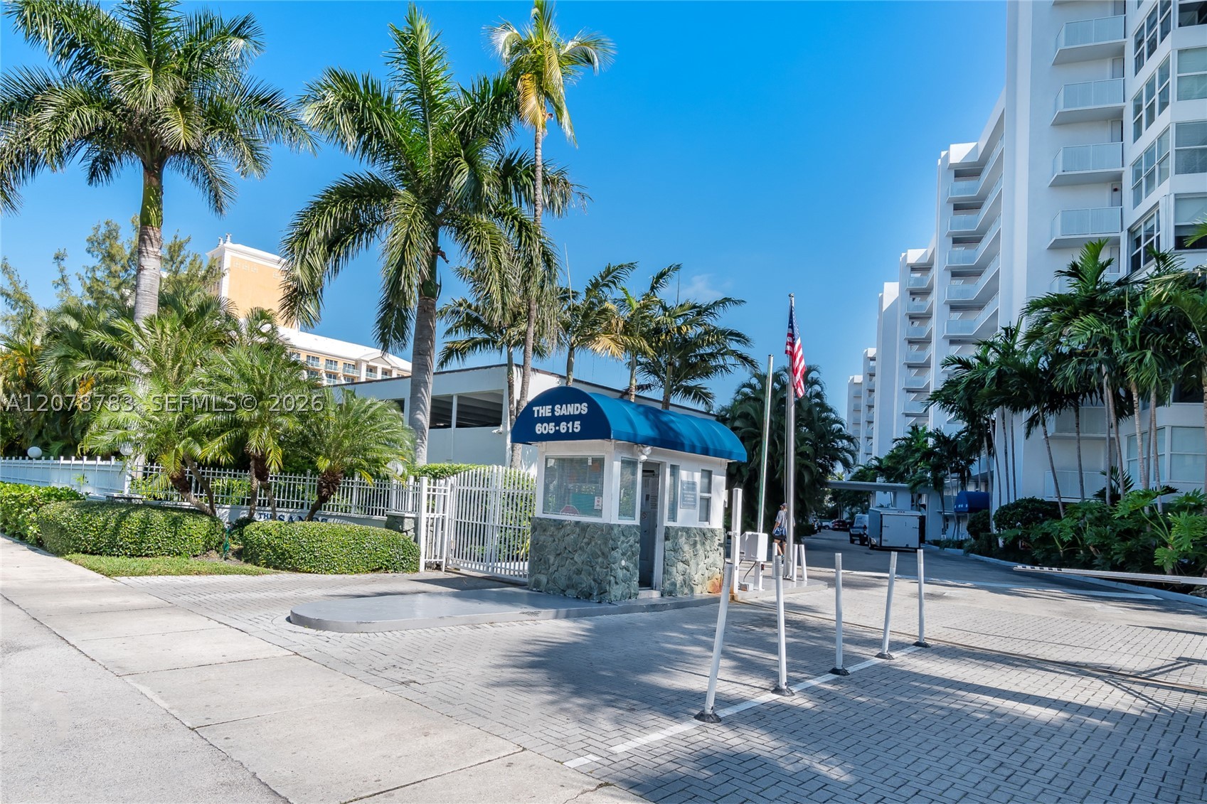 613 Ocean Dr #7C
