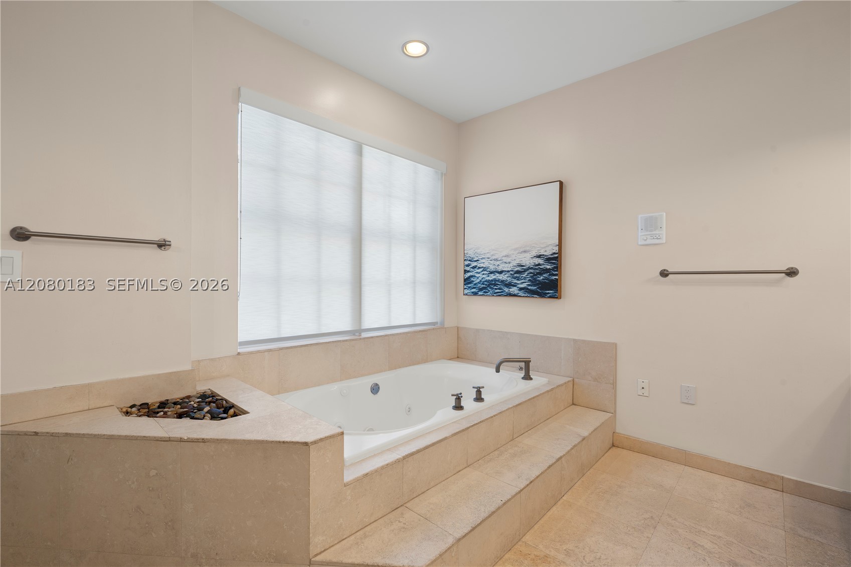19473 38th Ct Sunny Isles Beach, FL 33160