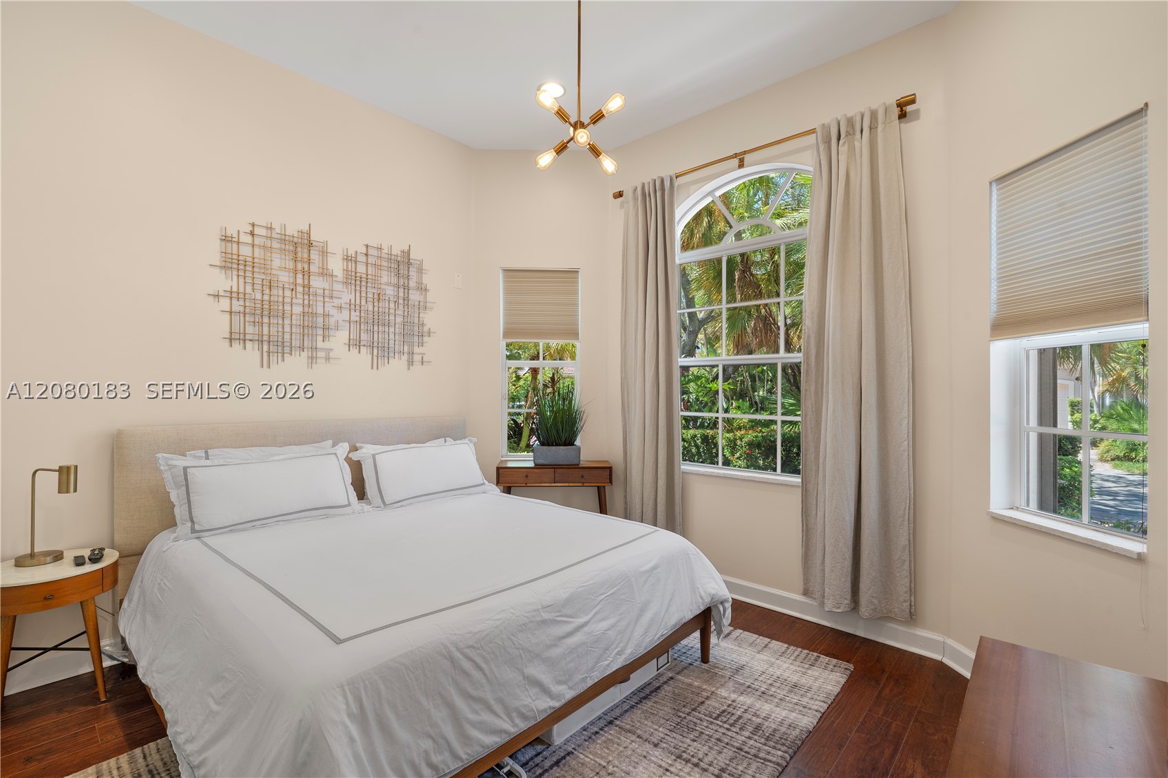 19473 38th Ct Sunny Isles Beach, FL 33160