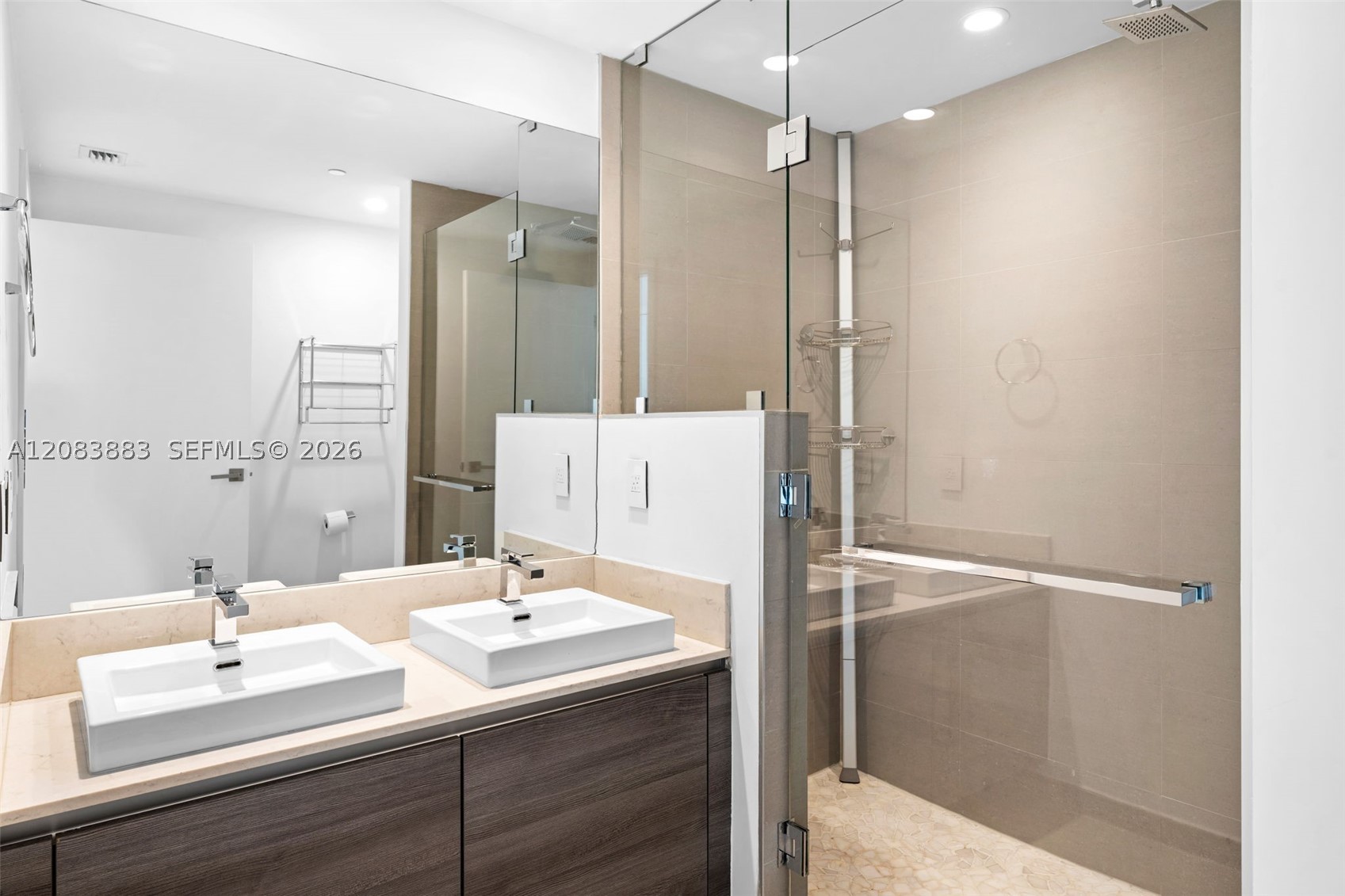 image The Bond on Brickell18