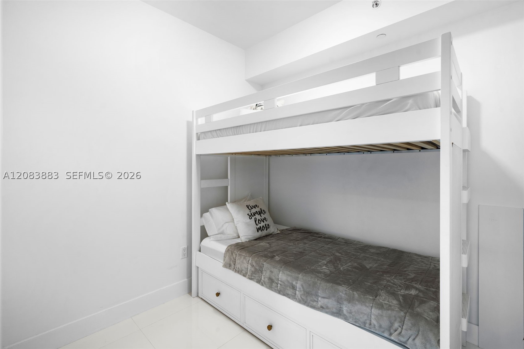image The Bond on Brickell27