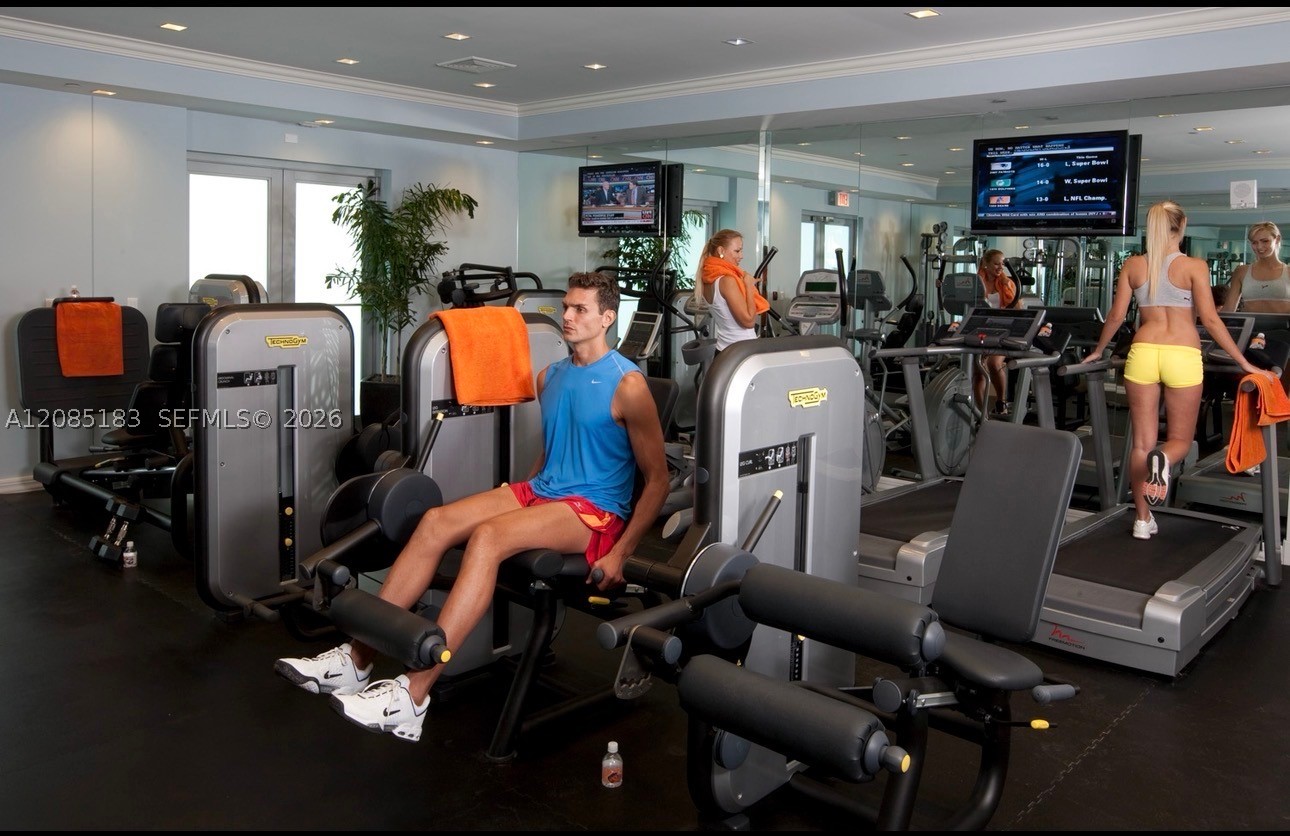 image St Tropez Sunny Isles15