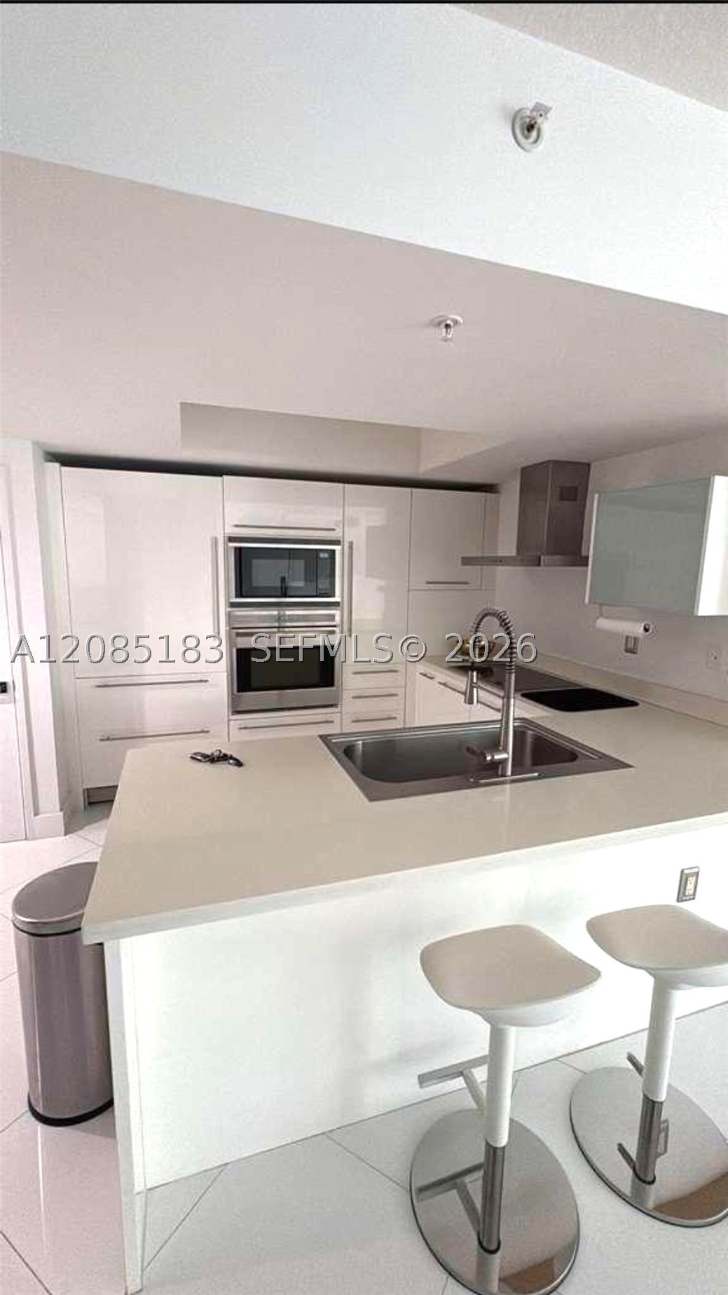 image St Tropez Sunny Isles1