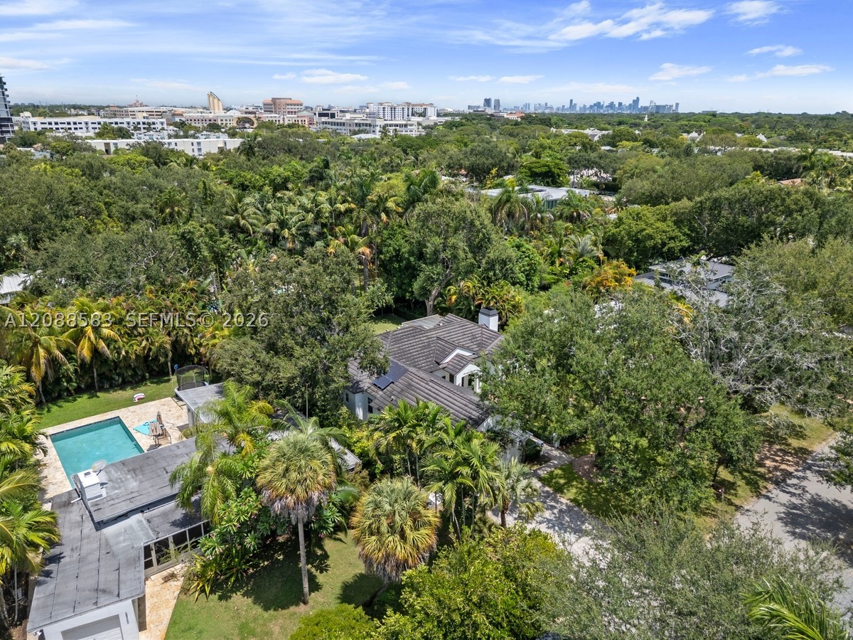 5851 SW 77th Ter South Miami, FL 33143