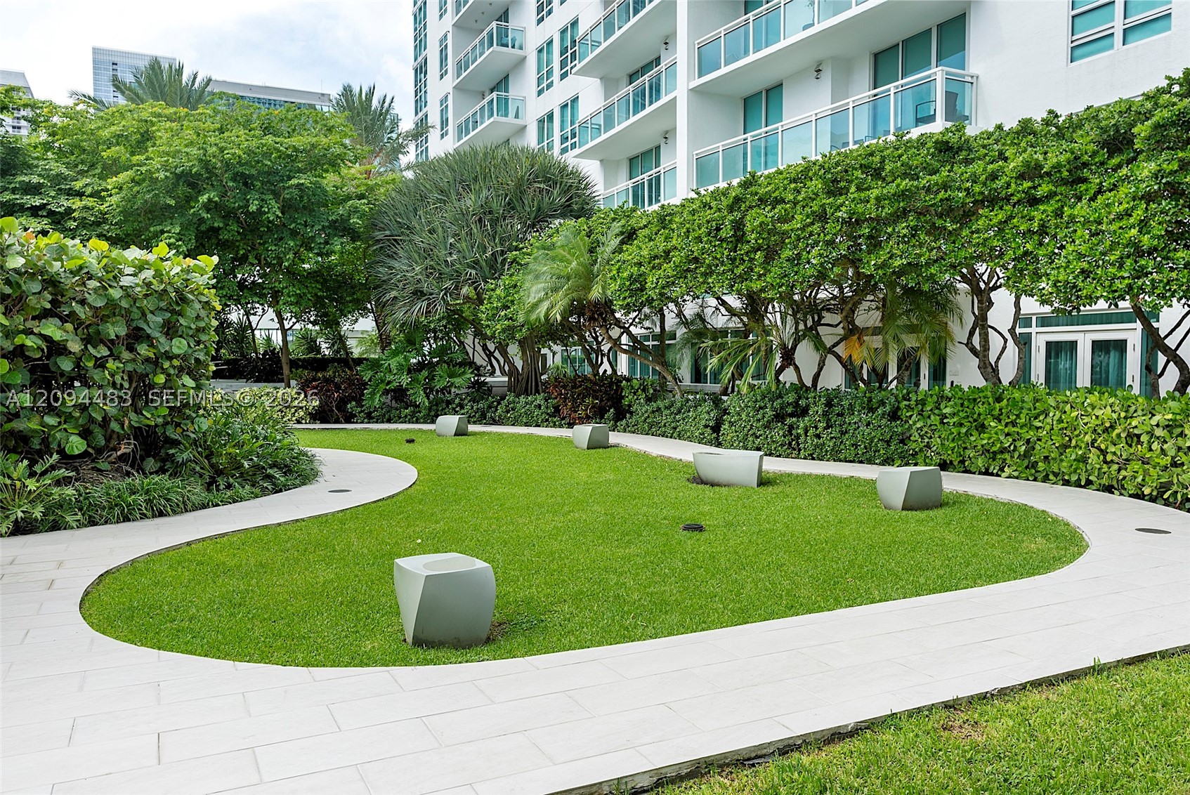 image The Plaza on Brickell West30
