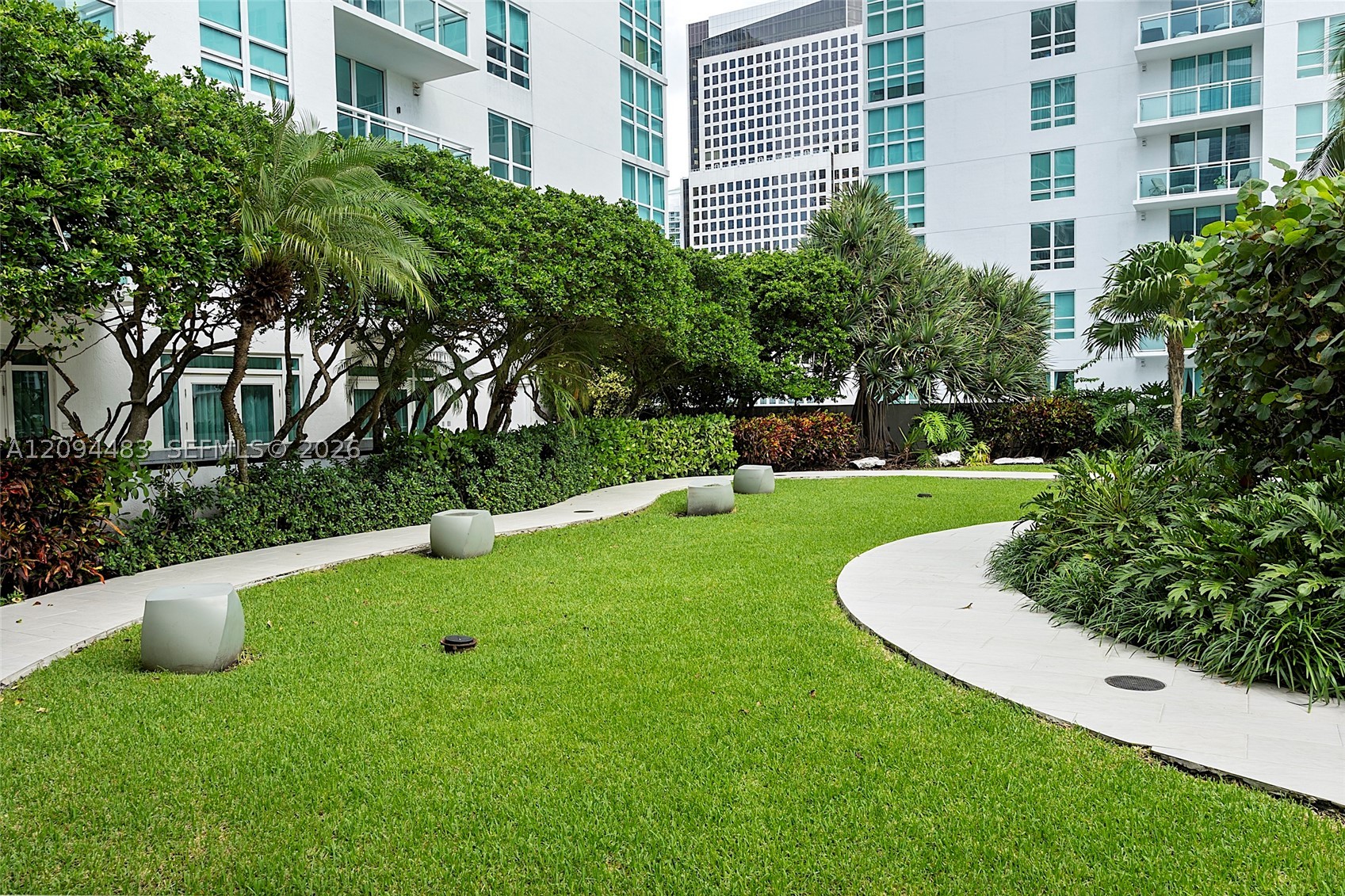 image The Plaza on Brickell West31