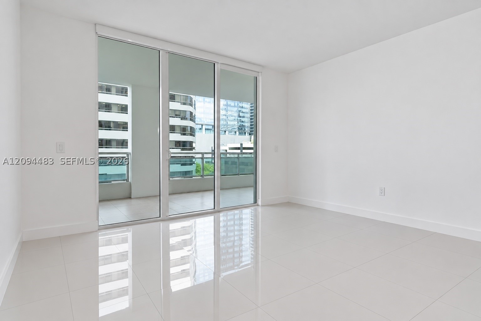 image The Plaza on Brickell West6