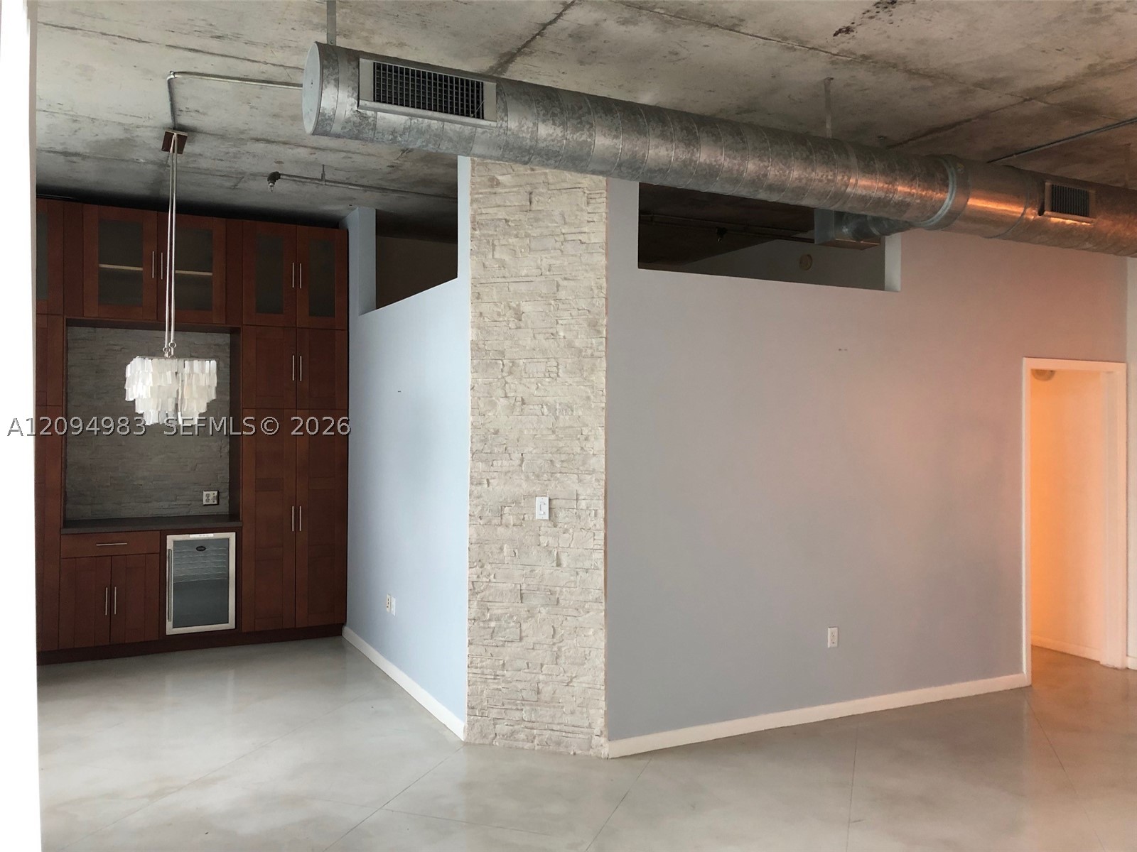 image Cite on the Bay West10