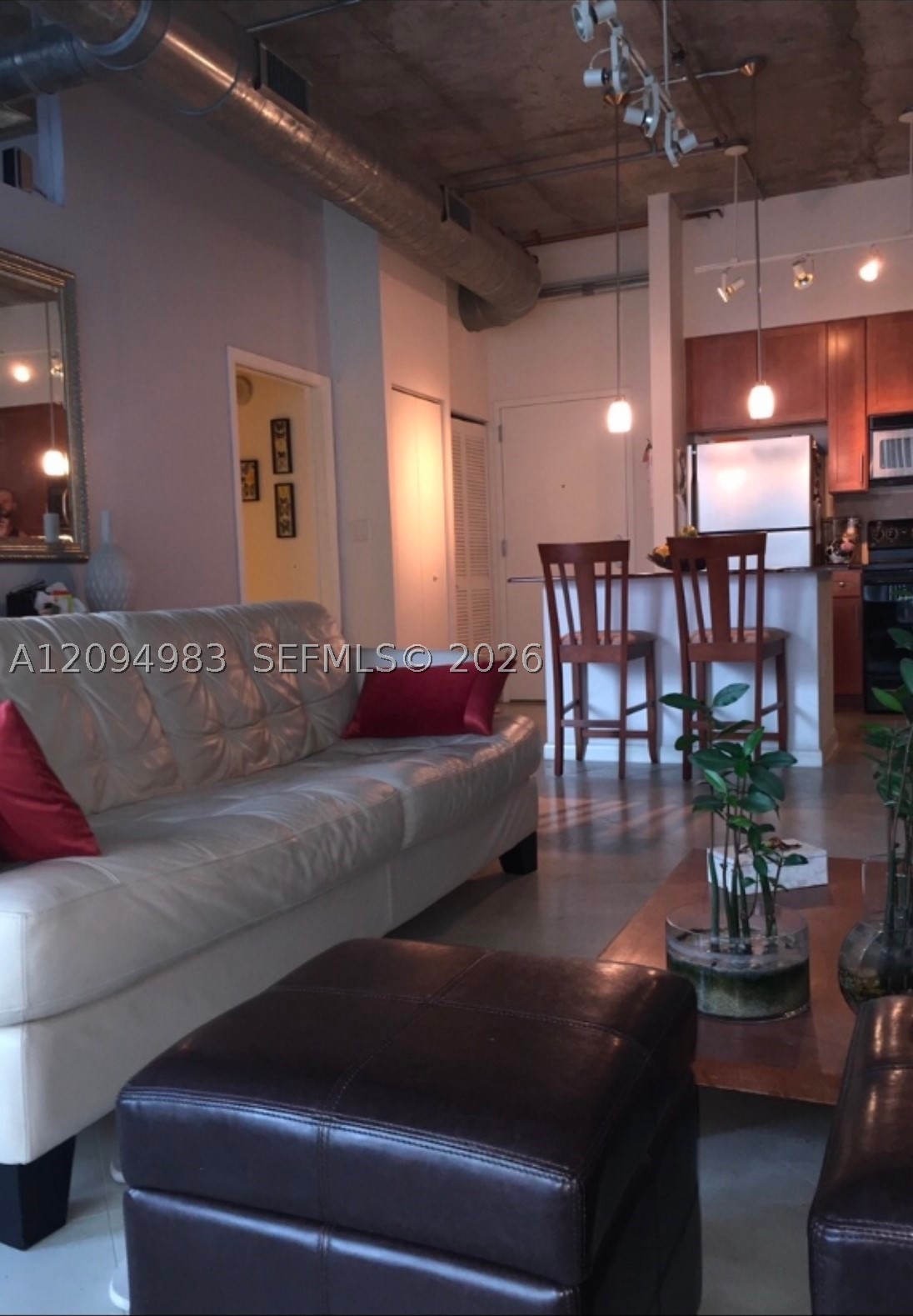 image Cite on the Bay West22