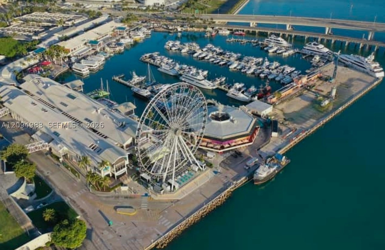 image Cite on the Bay West24