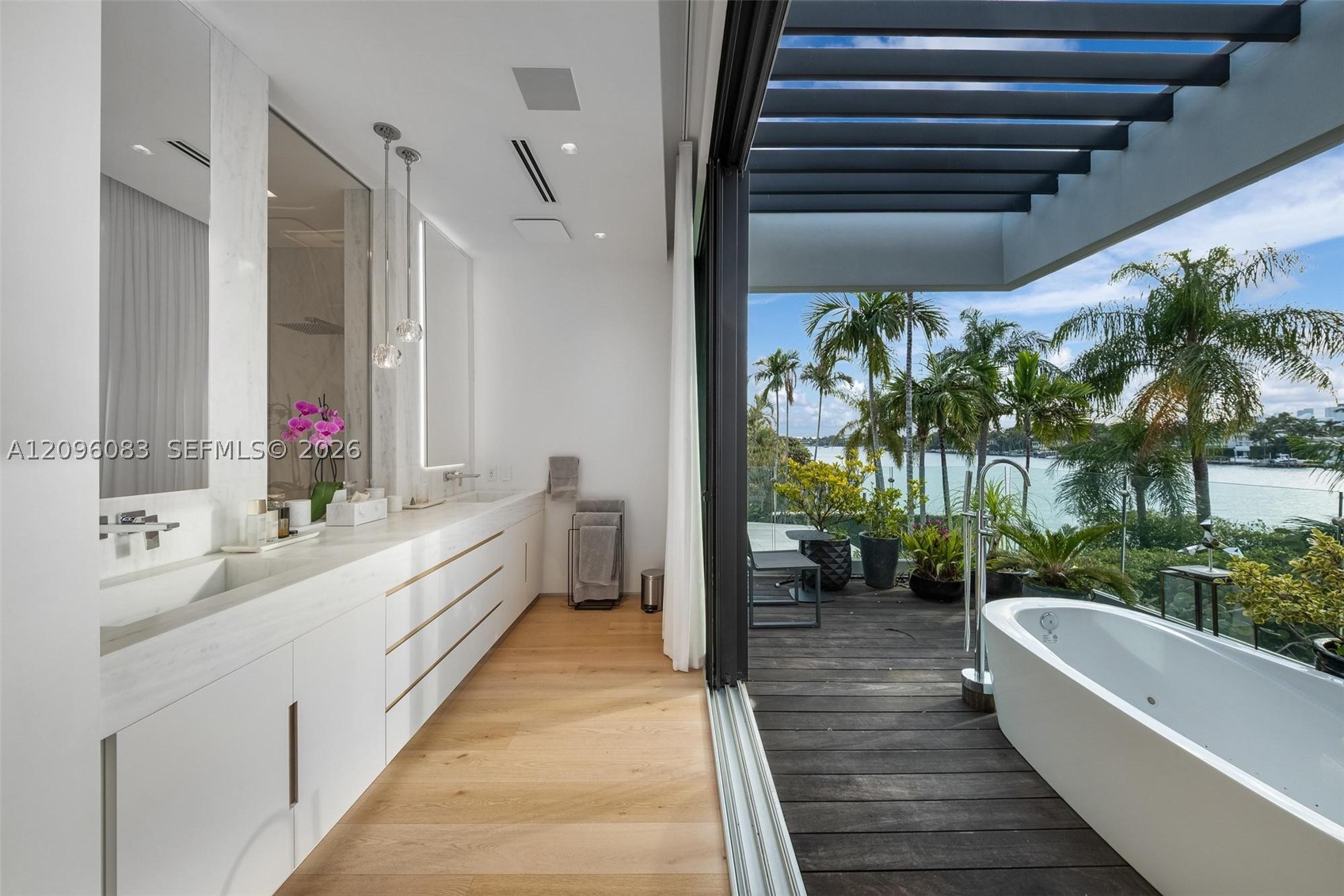 226 W Rivo Alto Dr Miami Beach, FL 33139
